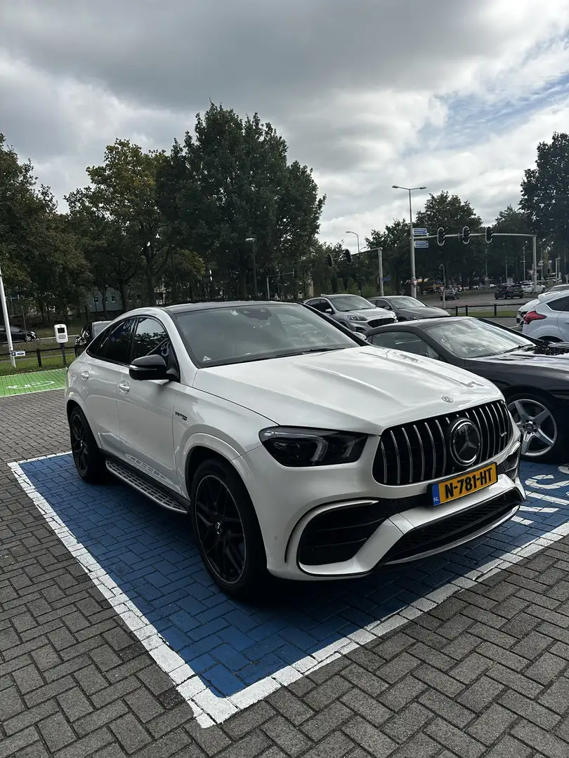 Mercedes-Benz GLE 63 AMG Coupe Bianco - 1