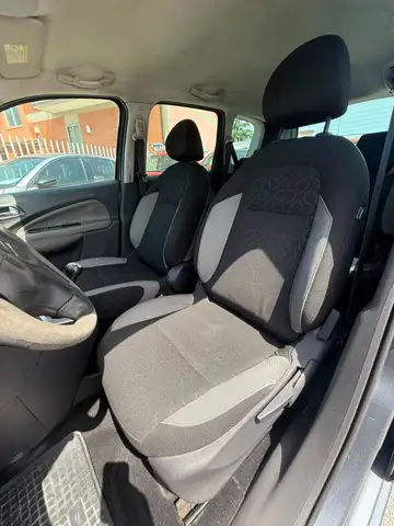 Citroen C3 view 10