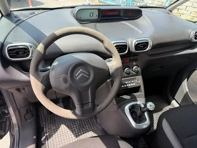 Citroen C3 view 13