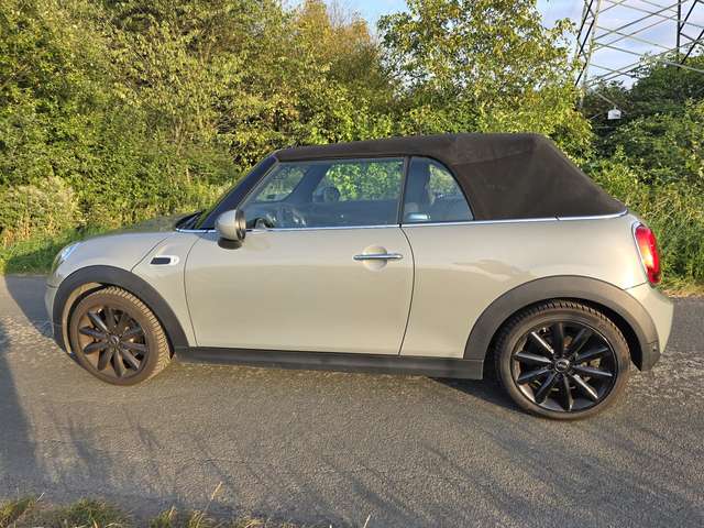 MINI Cooper Cooper Cabrio