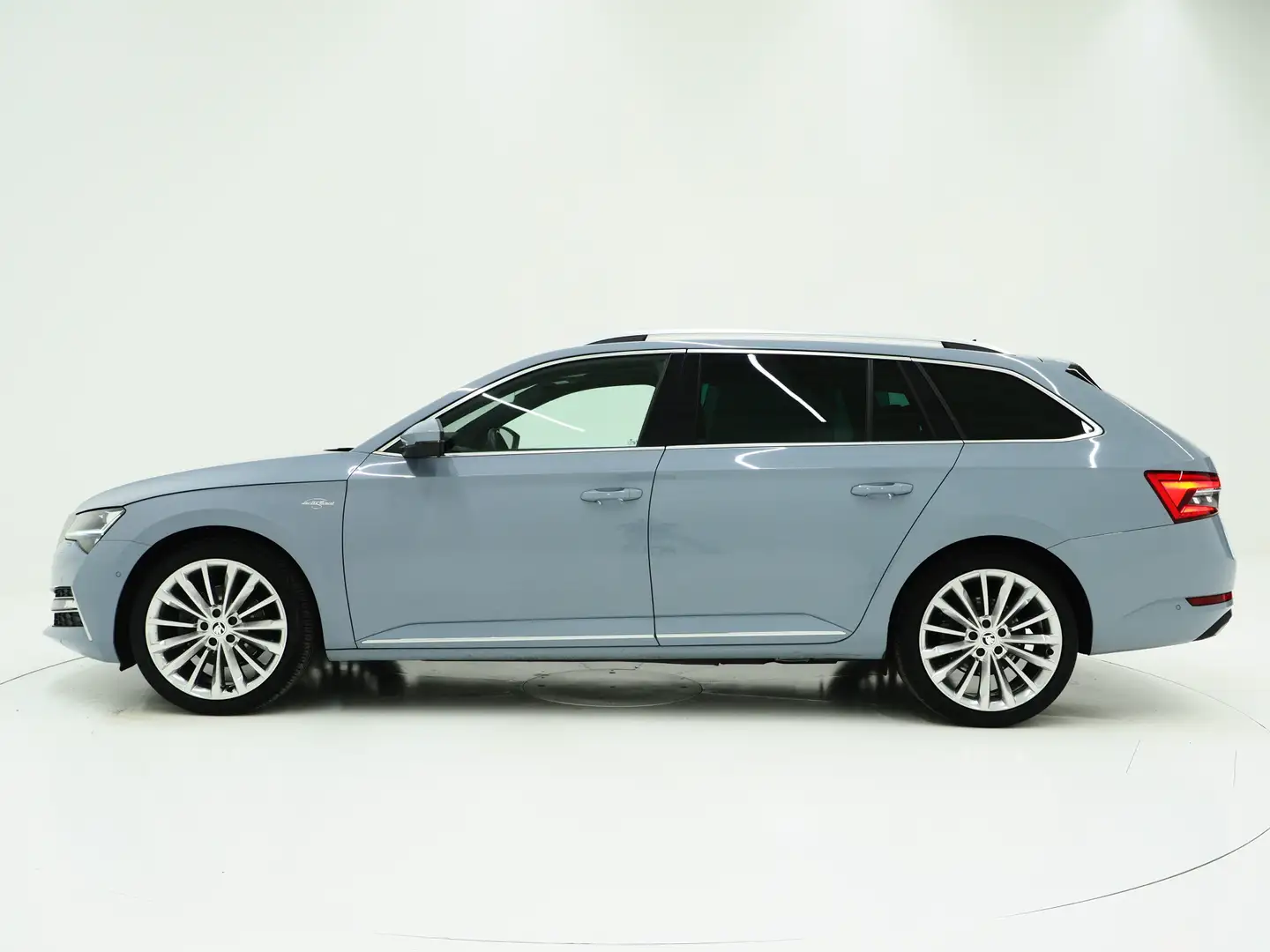 Skoda Superb Combi 1.4 TSI iV Laurin & Klement | Panoramadak | Blauw - 2