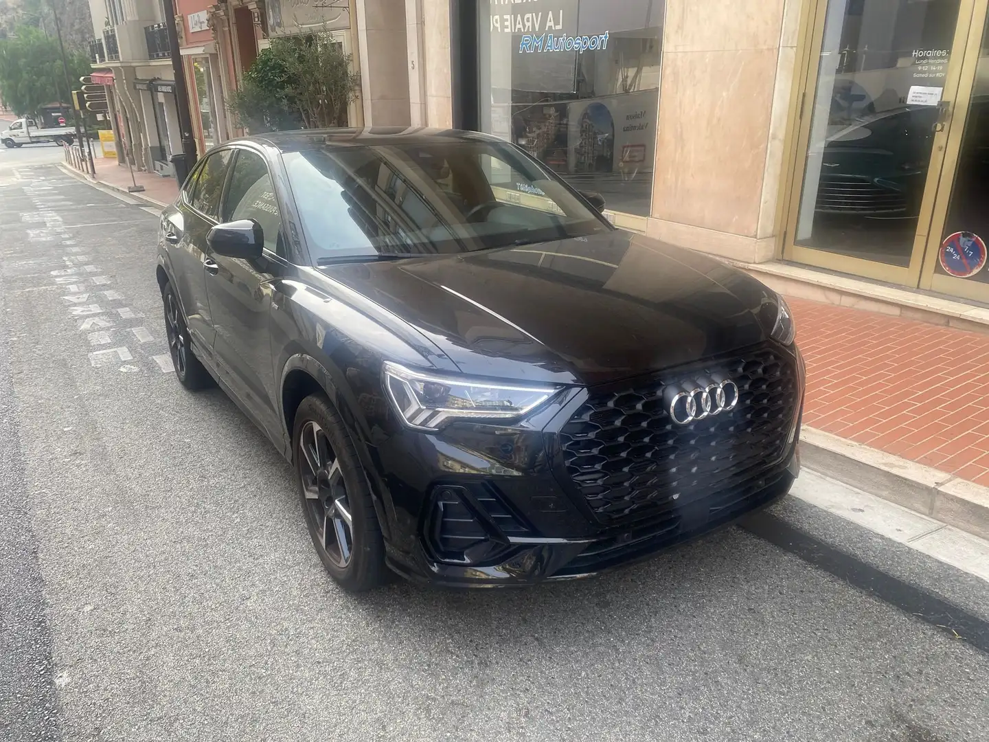 Audi Q3 S LINE 45 TFSI e Noir - 2