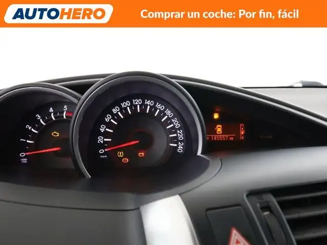 Toyota Verso view 27