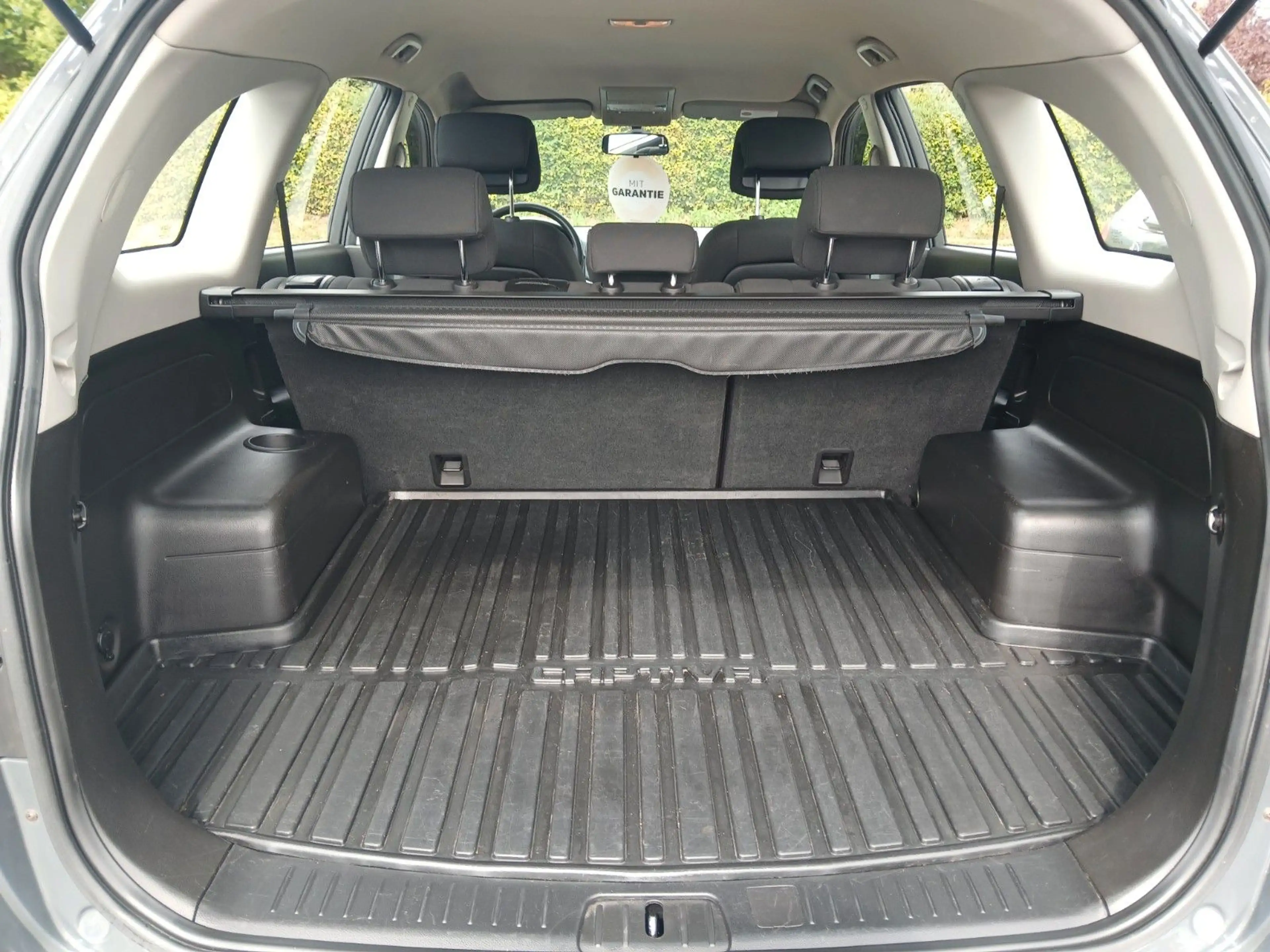 Chevrolet Captiva 2.4 LS 2WD 5-Sitzer BT-ALU-TOP"1 HAND"" — photo 12
