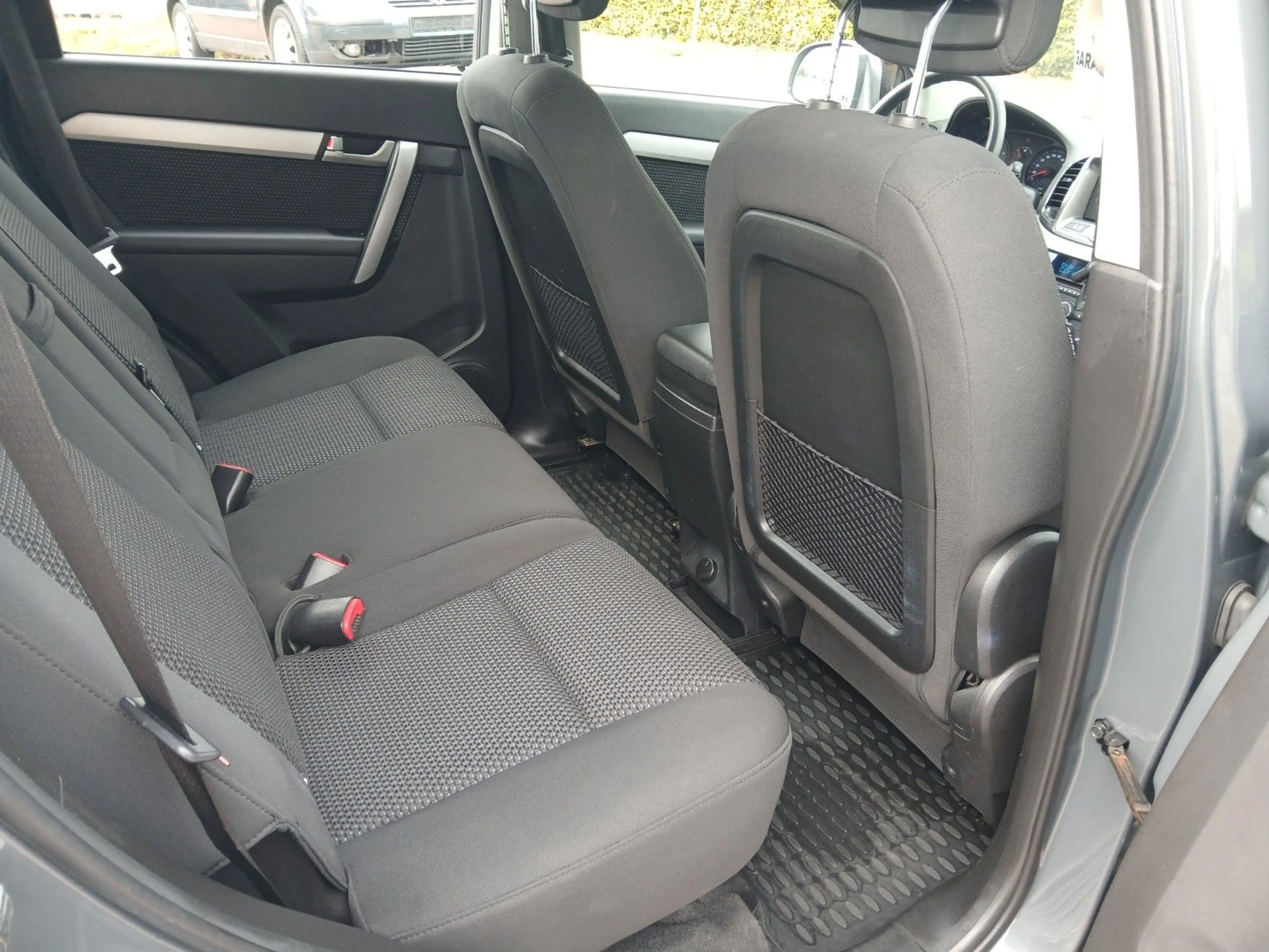 Chevrolet Captiva 2.4 LS 2WD 5-Sitzer BT-ALU-TOP"1 HAND"" — photo 10