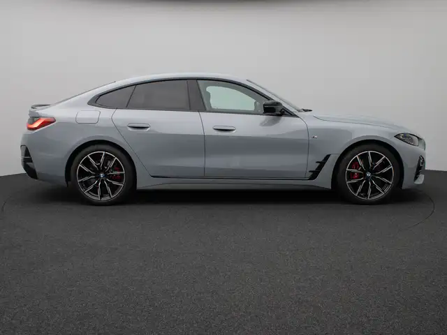 BMW 4 Series view 5