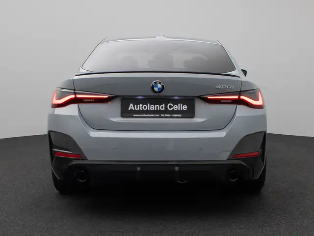 BMW 4 Series view 8