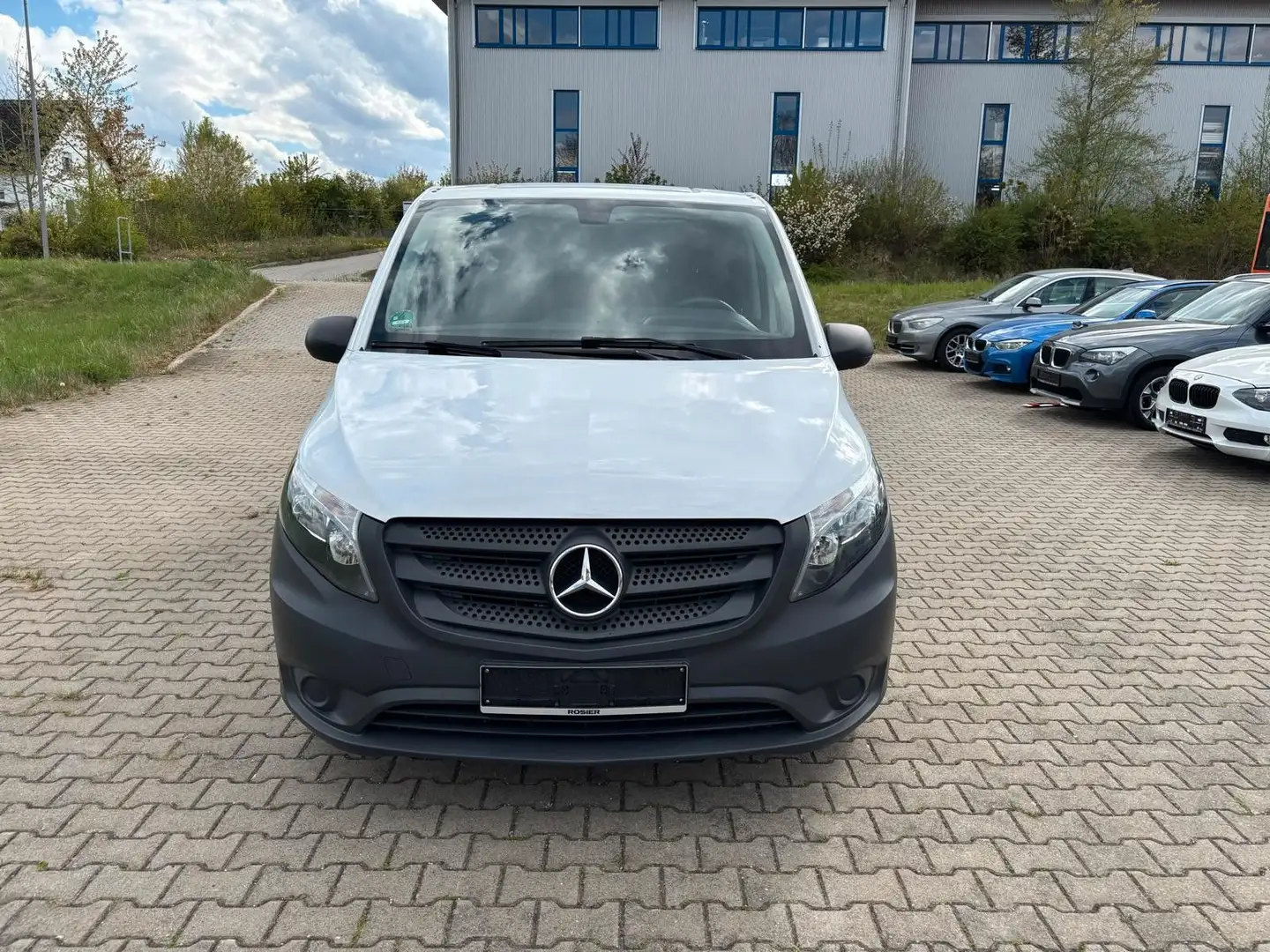 Mercedes-Benz Vito 114 CDI extralang Navi-Tempo-Kamera-1Hand Weiß - 1