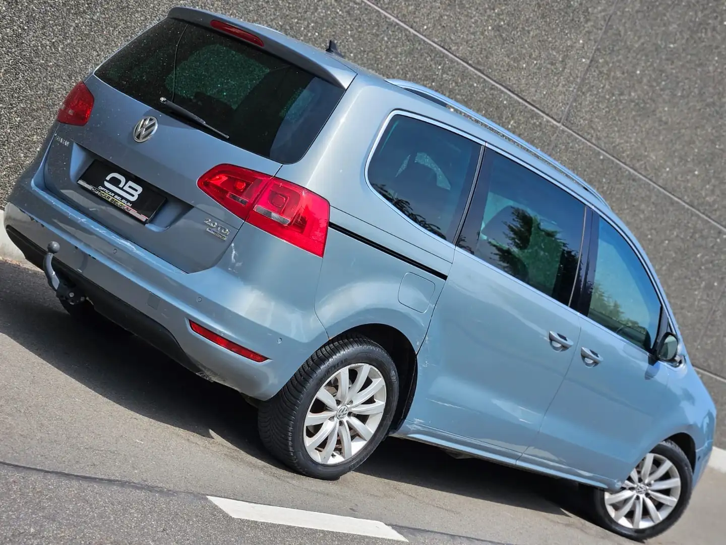 Volkswagen Sharan *** 2.0 Tdi - 7PL -  DSG - Pano - Carpass *** Gris - 2