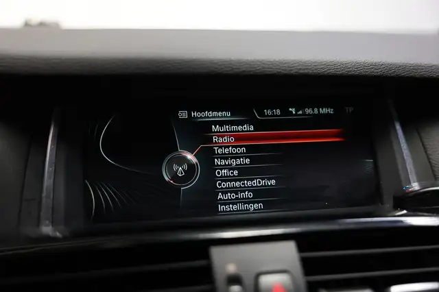 BMW X3 view 15