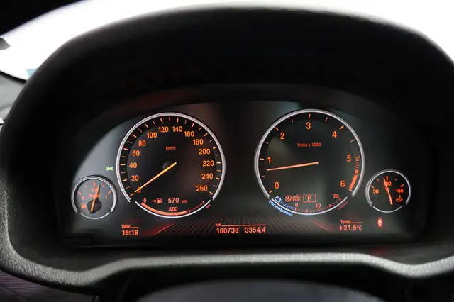 BMW X3 view 13