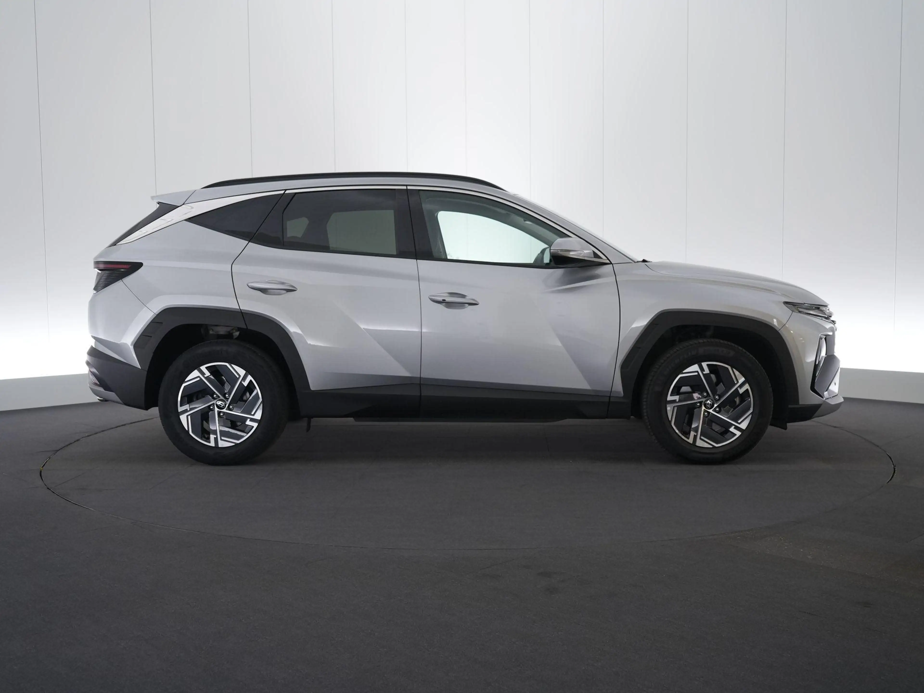 Hyundai TUCSON 1.6 T-GDi Hybrid Feel — photo 6
