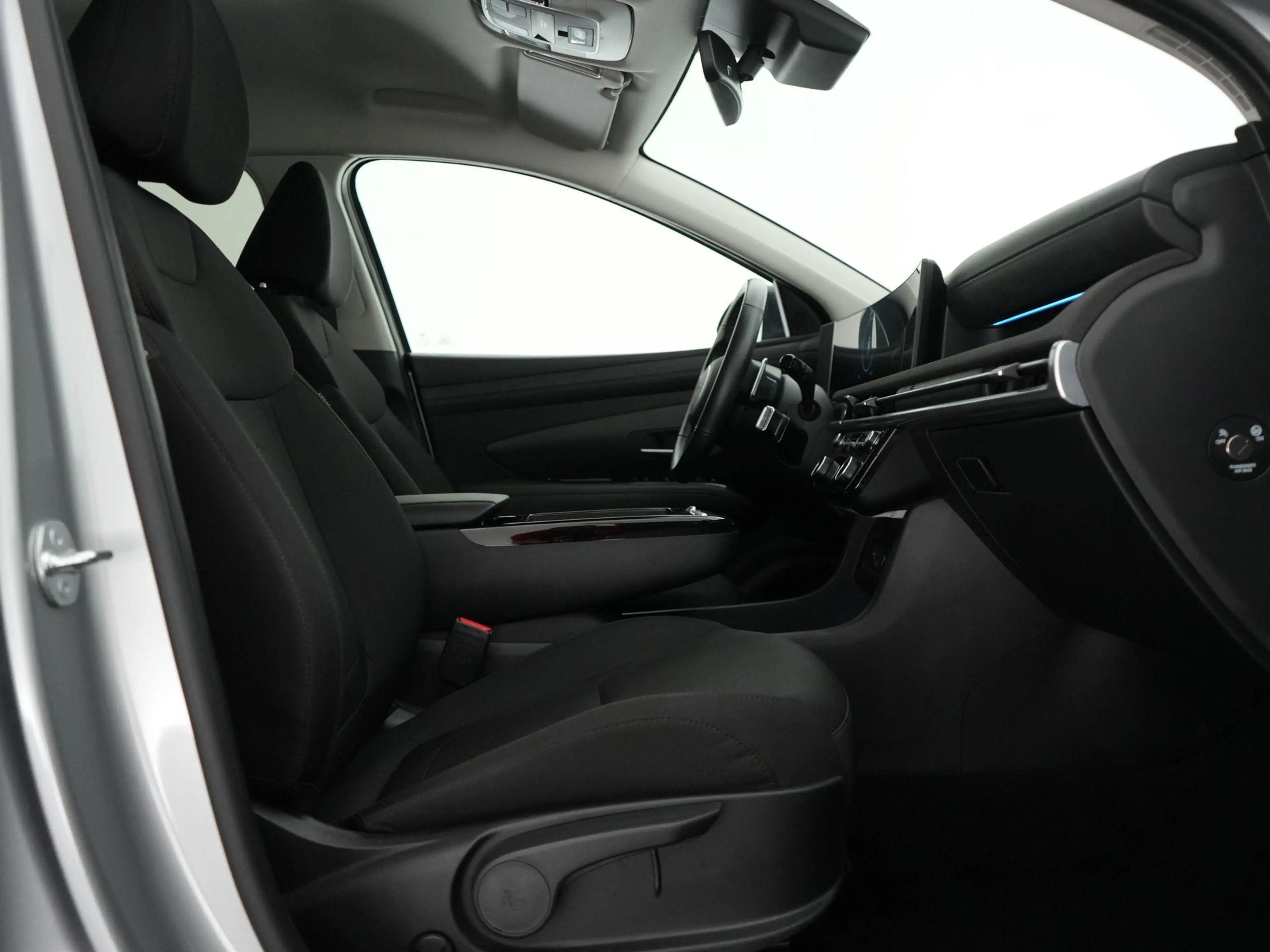 Hyundai TUCSON 1.6 T-GDi Hybrid Feel — photo 12