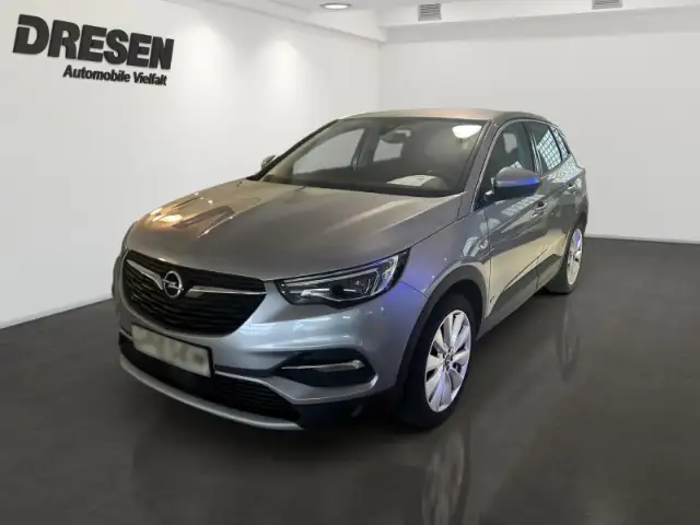Opel Grandland X INNOVATION 1.6 Turbo PlugIn-Hybrid *ALLRAD*NAVI*PA