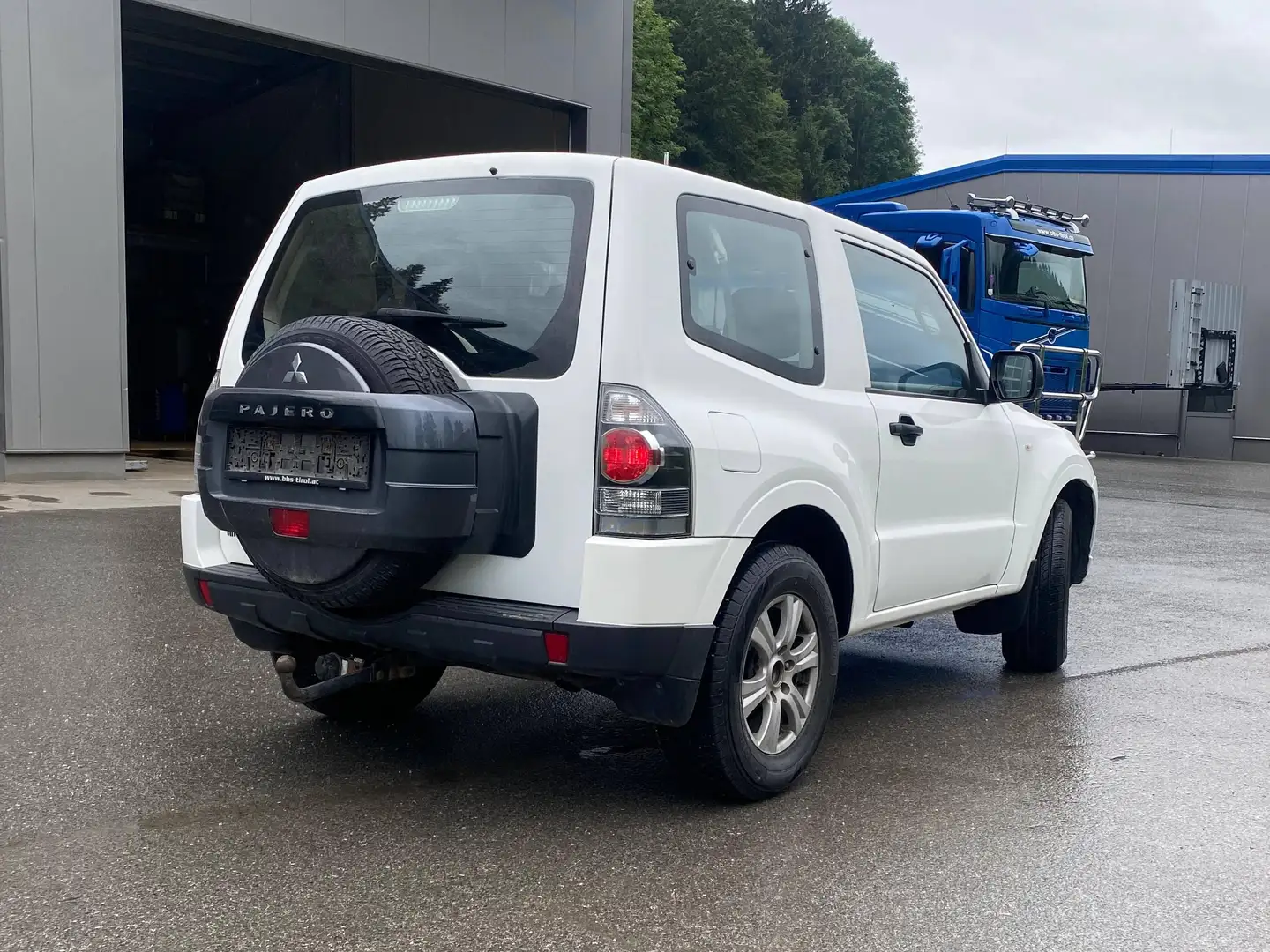 Mitsubishi Pajero Pajero Inform Austria Edition 3,2 DI-D TD Inform Austria Edition Weiß - 2