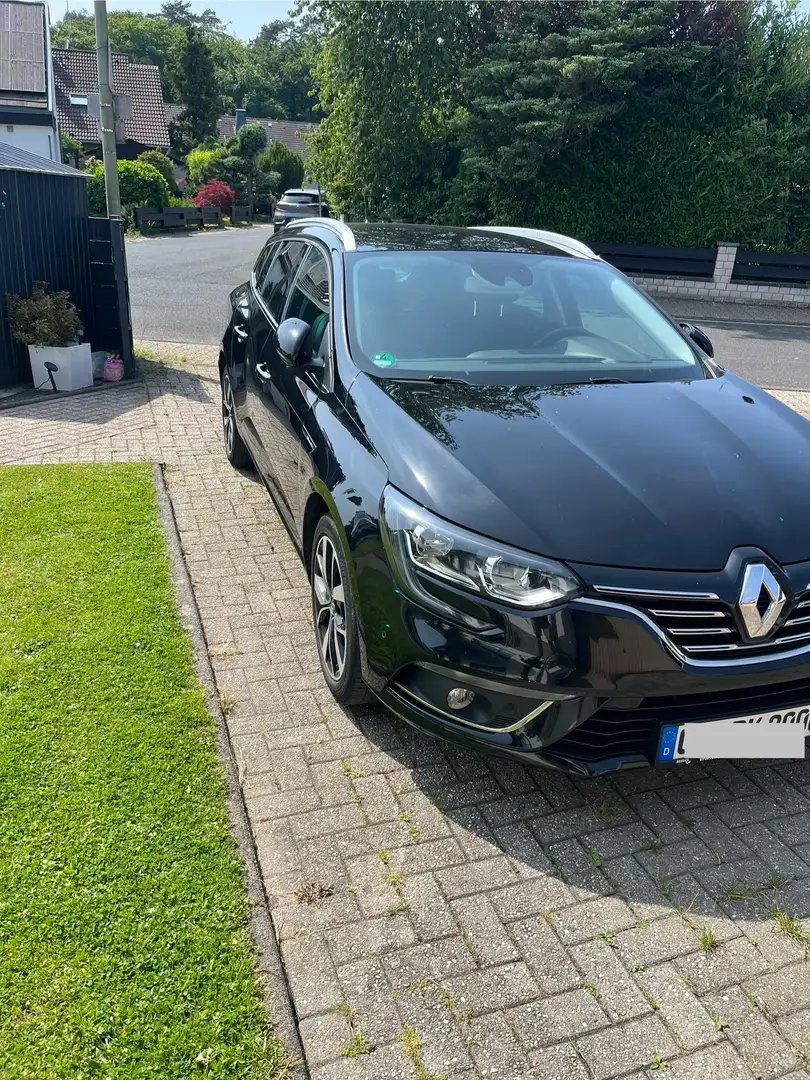 Renault Megane BOSE-Edition - 1