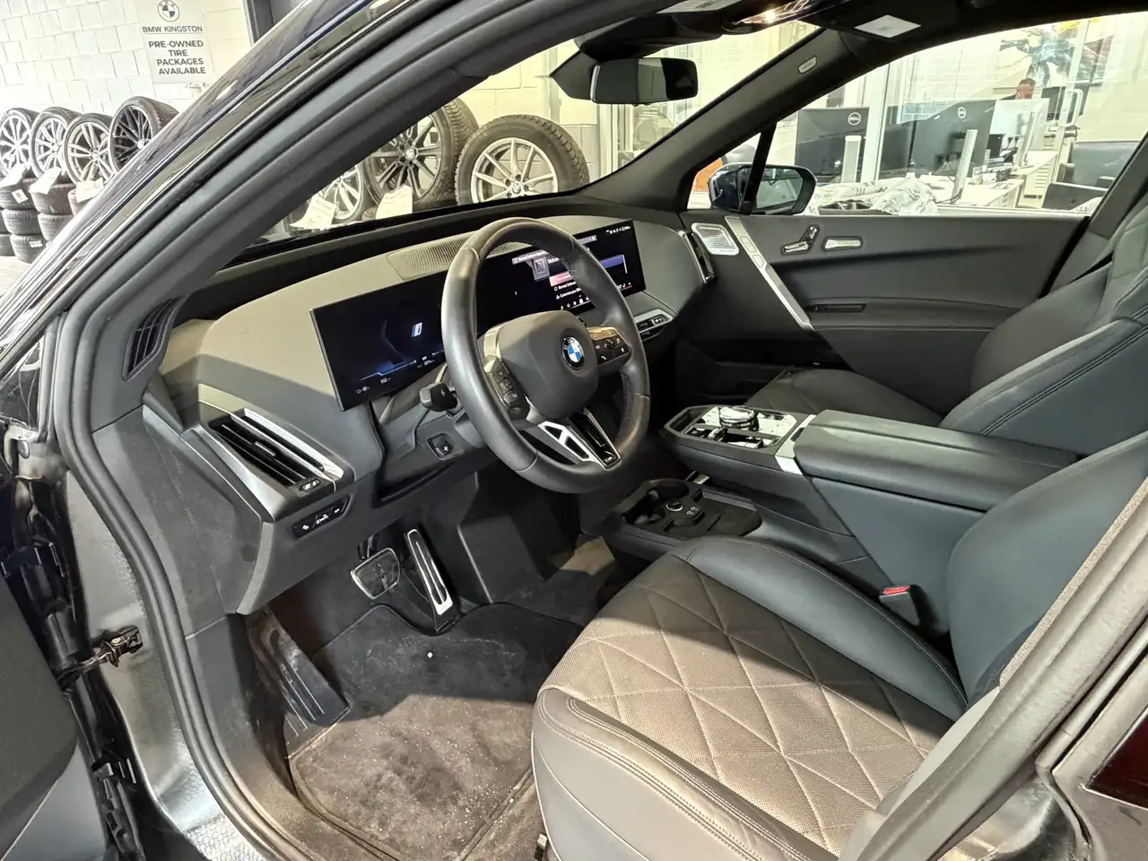 BMW iX снимка BMW iX