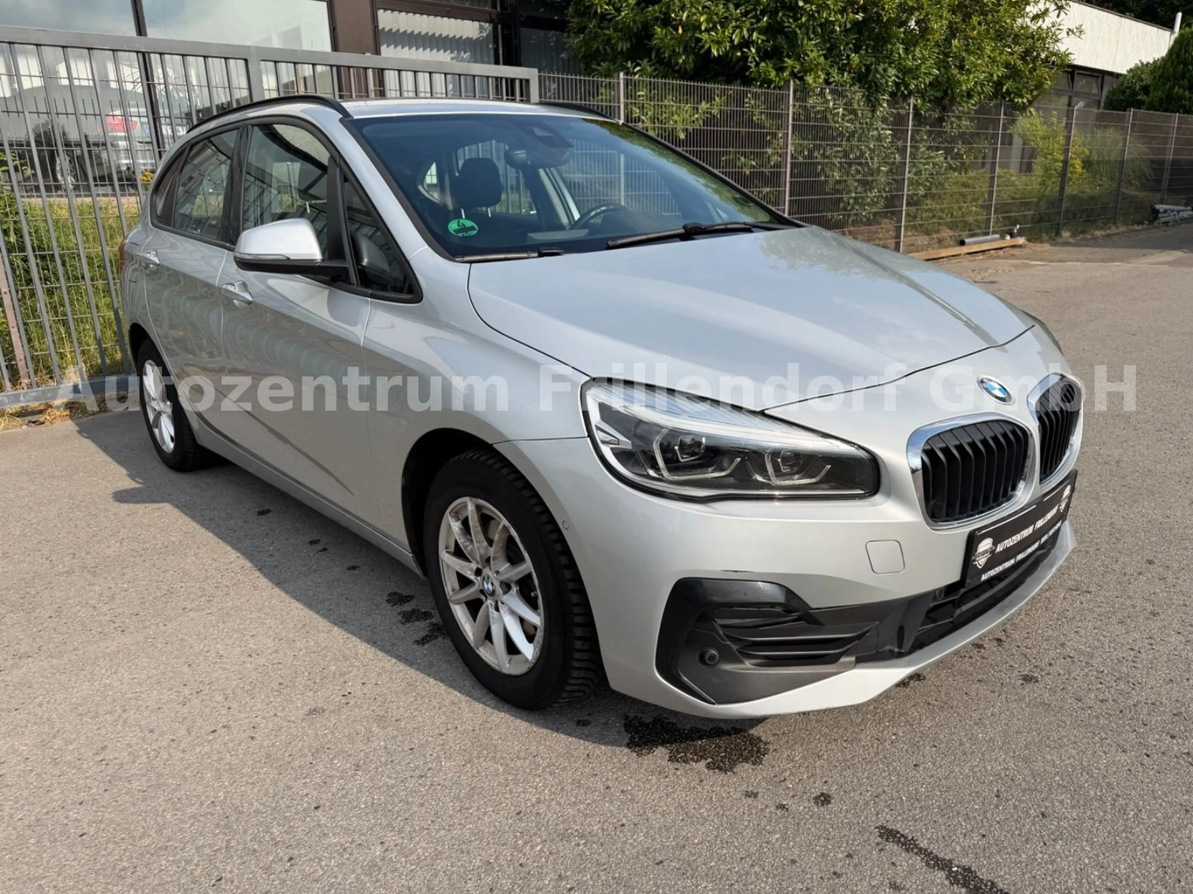 BMW 216 216 d Advanta AUTOMATIK/LED!! — photo 3