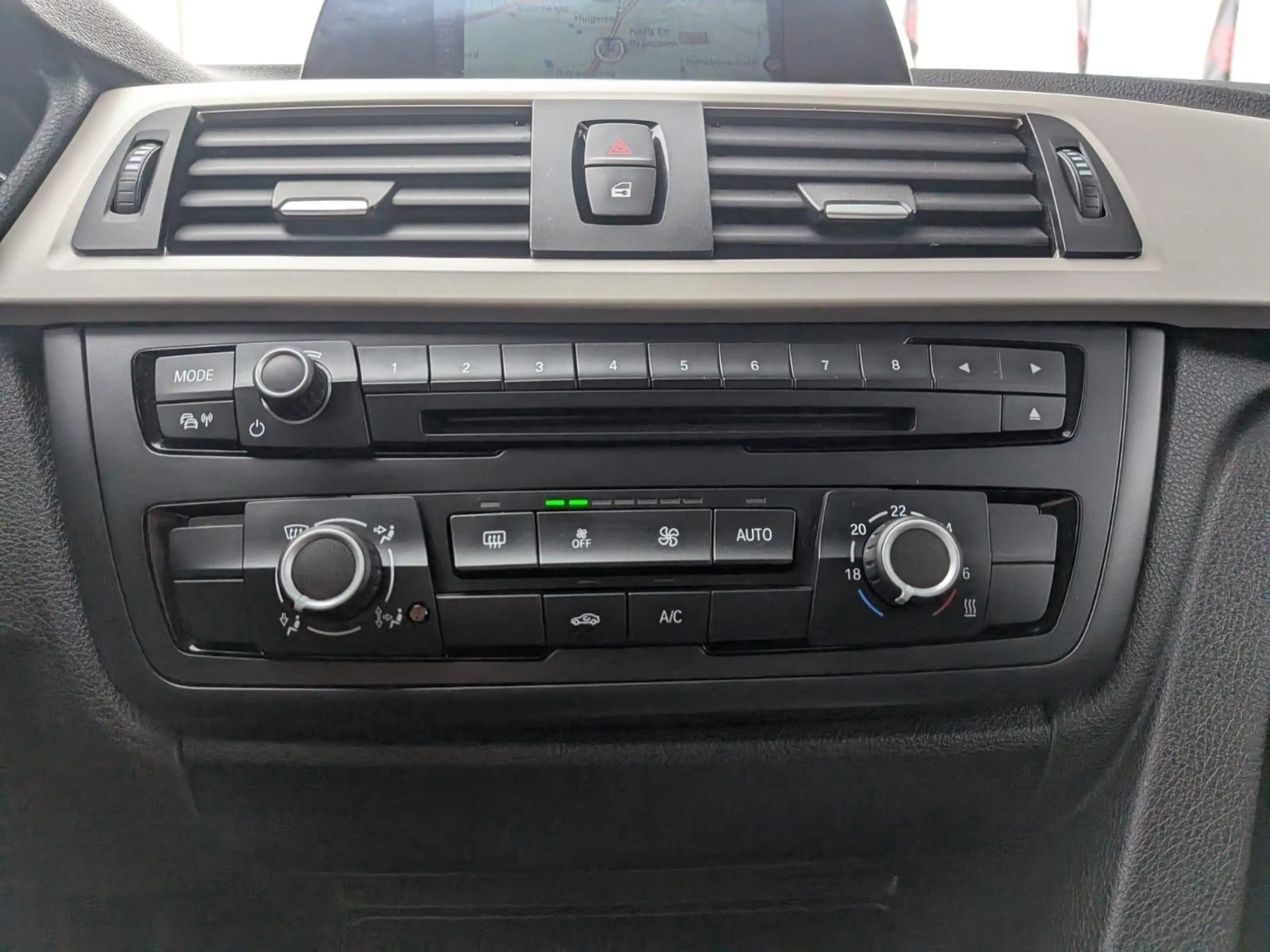 BMW 316 3-serie 316i 2015 automaat trekhaak — photo 14