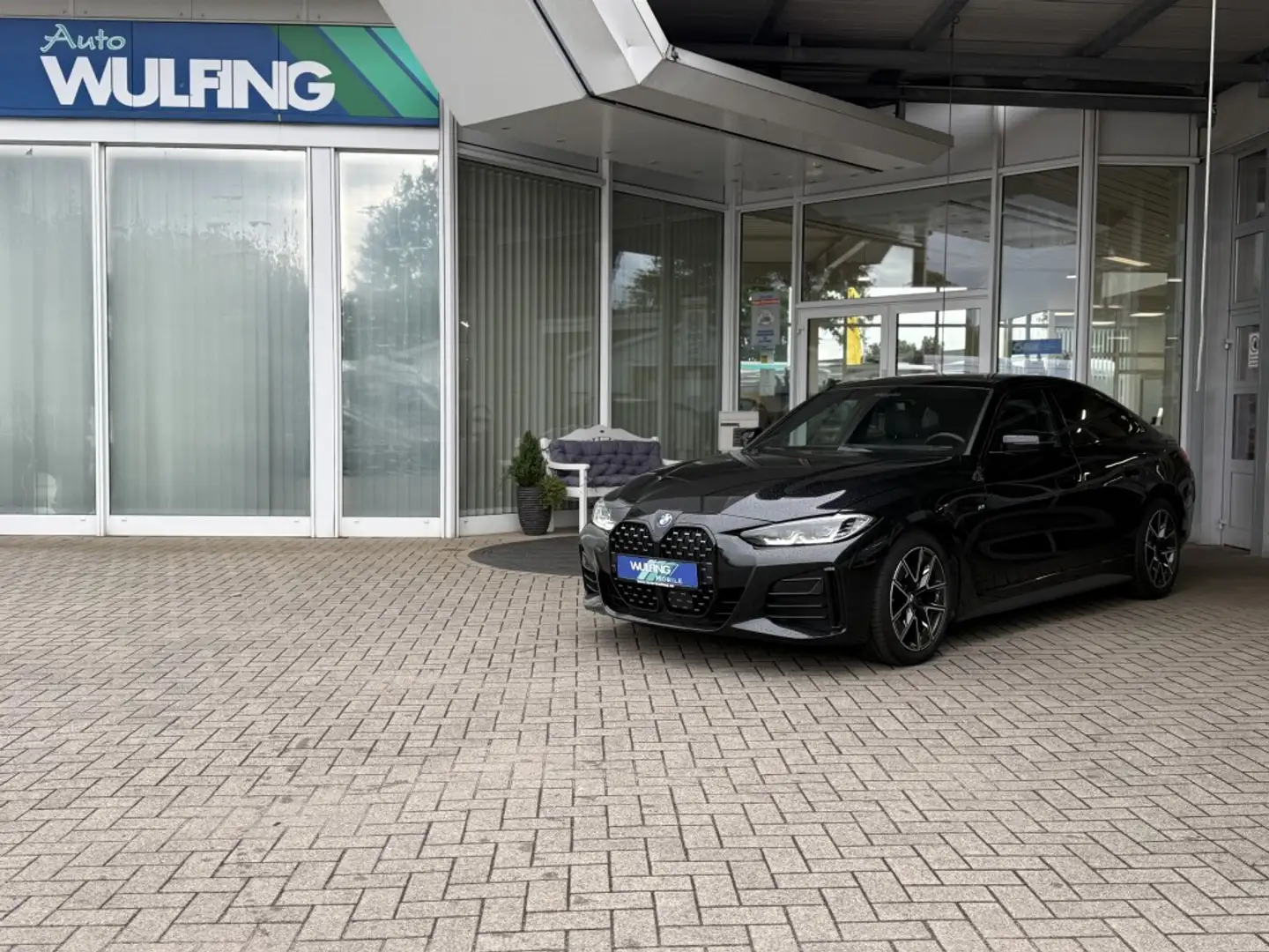 BMW 420 Gran Coupe xDrive M Sport ACC AHK LED 1. Hd. Noir - 1
