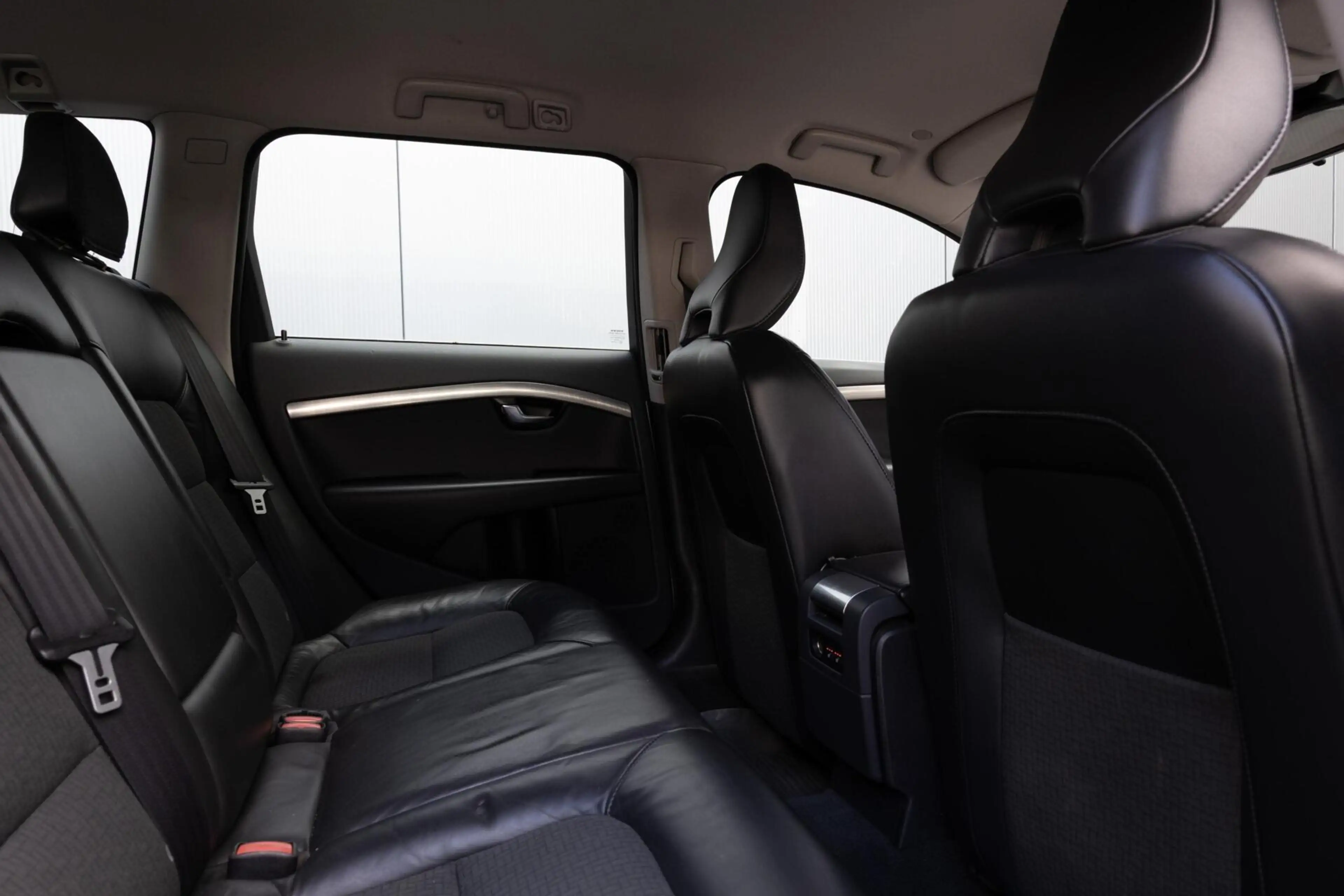 Volvo V70 2.0 Summum Automatishe versnelingsbak gereviseerd| — photo 12
