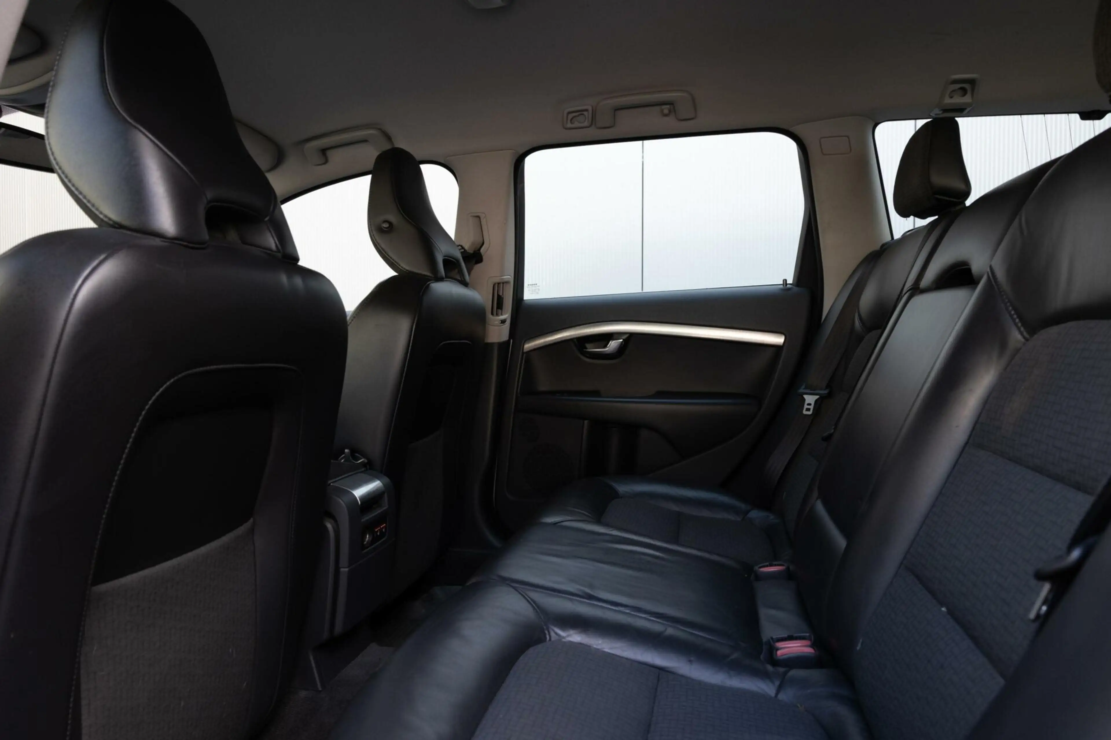 Volvo V70 2.0 Summum Automatishe versnelingsbak gereviseerd| — photo 14