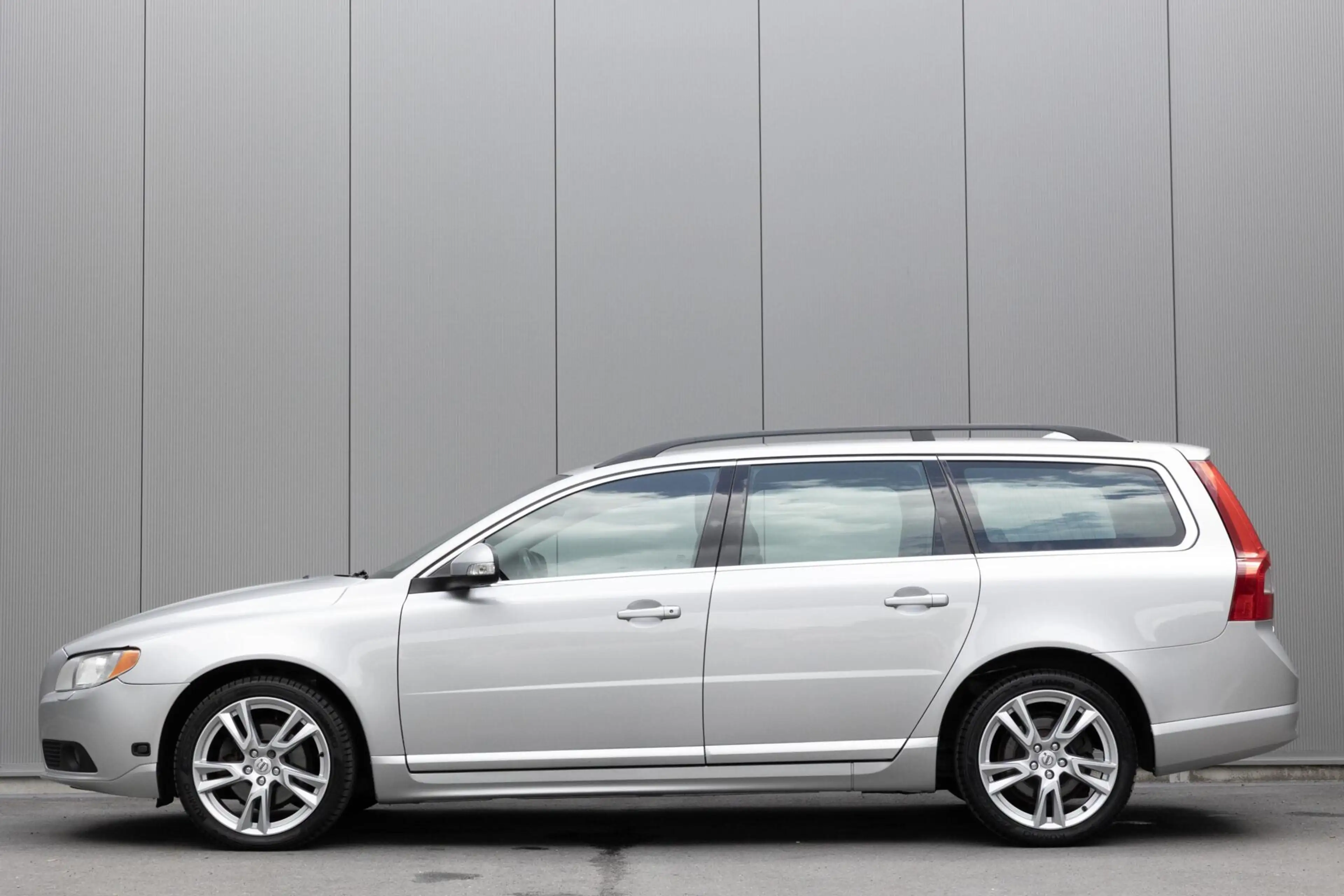 Volvo V70 2.0 Summum Automatishe versnelingsbak gereviseerd| — photo 7