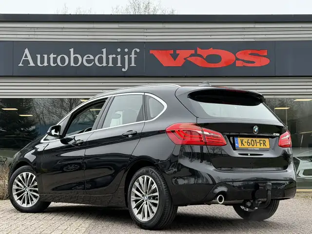 BMW 2 Series view 5