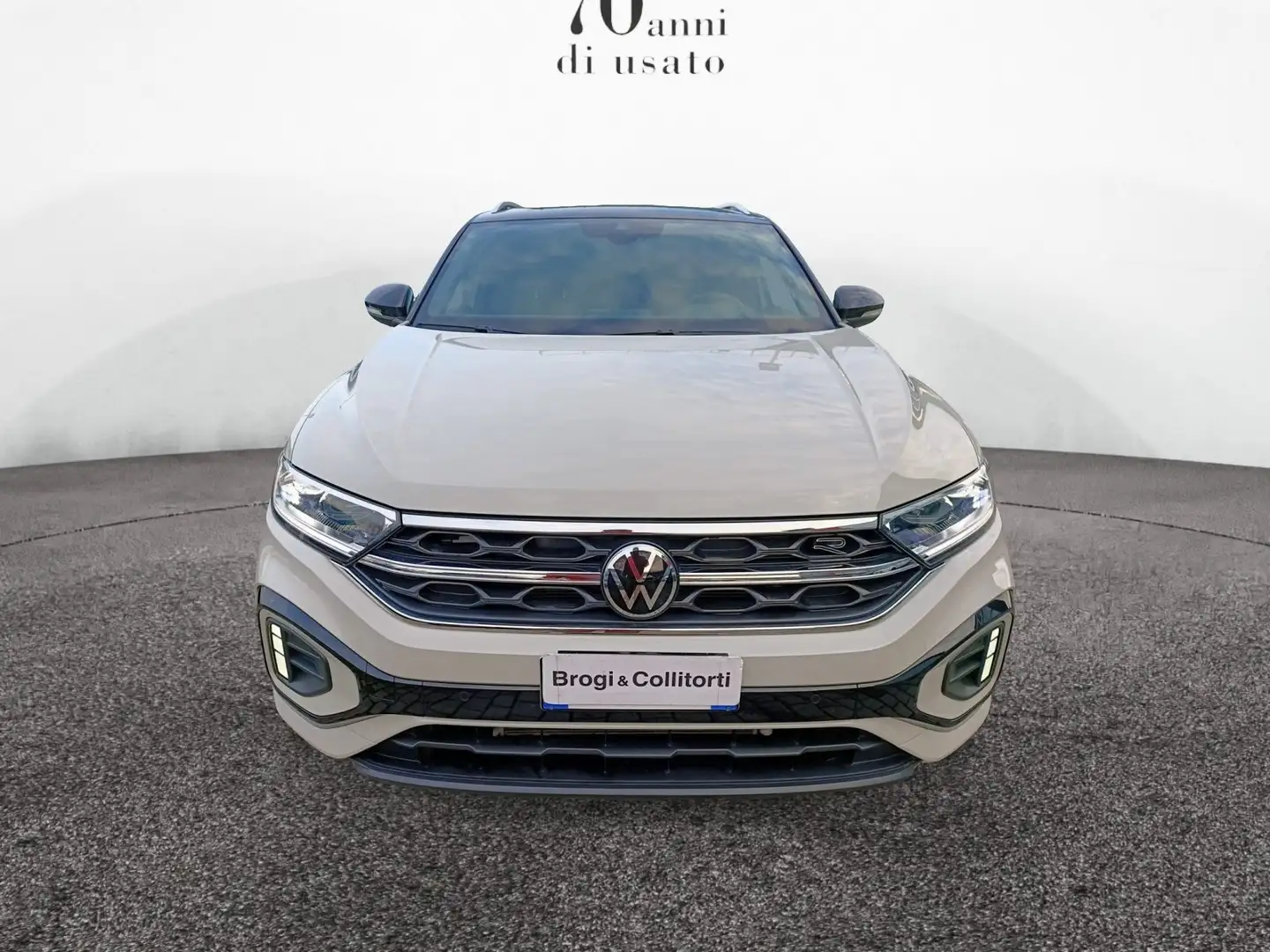 Volkswagen T-Roc 2022 1.0 TSI 110cv R Line Beige - 2