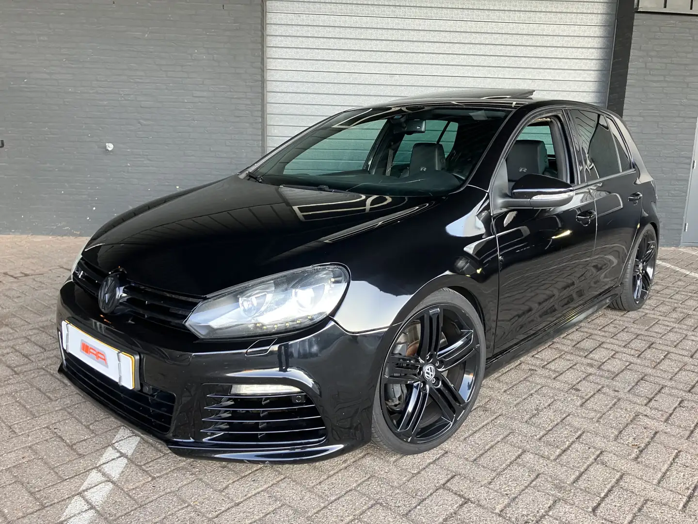 Volkswagen Golf 2.0 R DSG-4MOTION-R Schwarz - 2