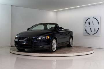 Convertible 2.0D Momentum 136PK | YOUNGTIMER | NL