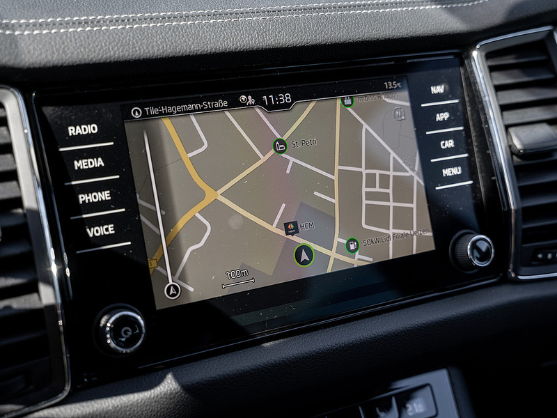 Skoda Kodiaq 2.0 TDI Ambition AHK KAM SHZ LED PDC — photo 7