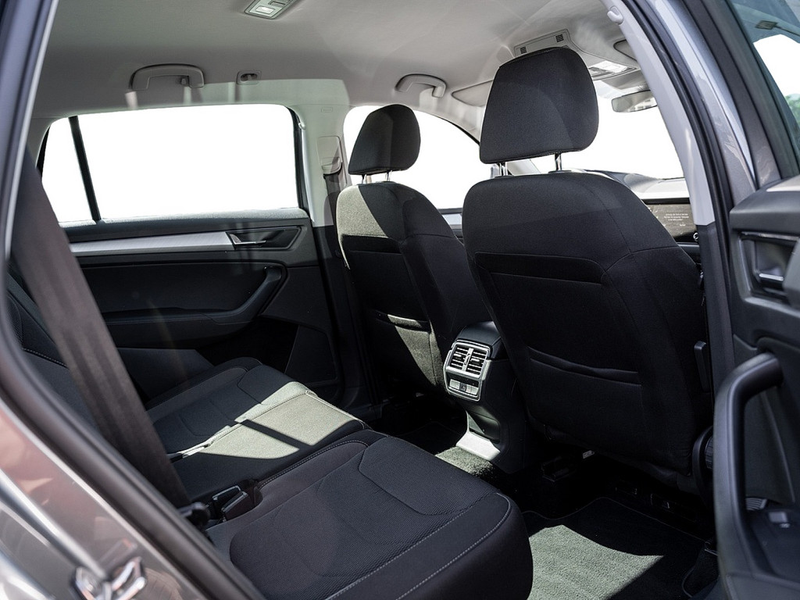 Skoda Kodiaq 2.0 TDI Ambition AHK KAM SHZ LED PDC — photo 4