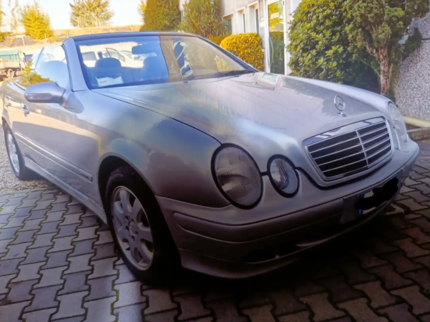 Mercedes-Benz CLK 200 Cabrio k Elegance - 2