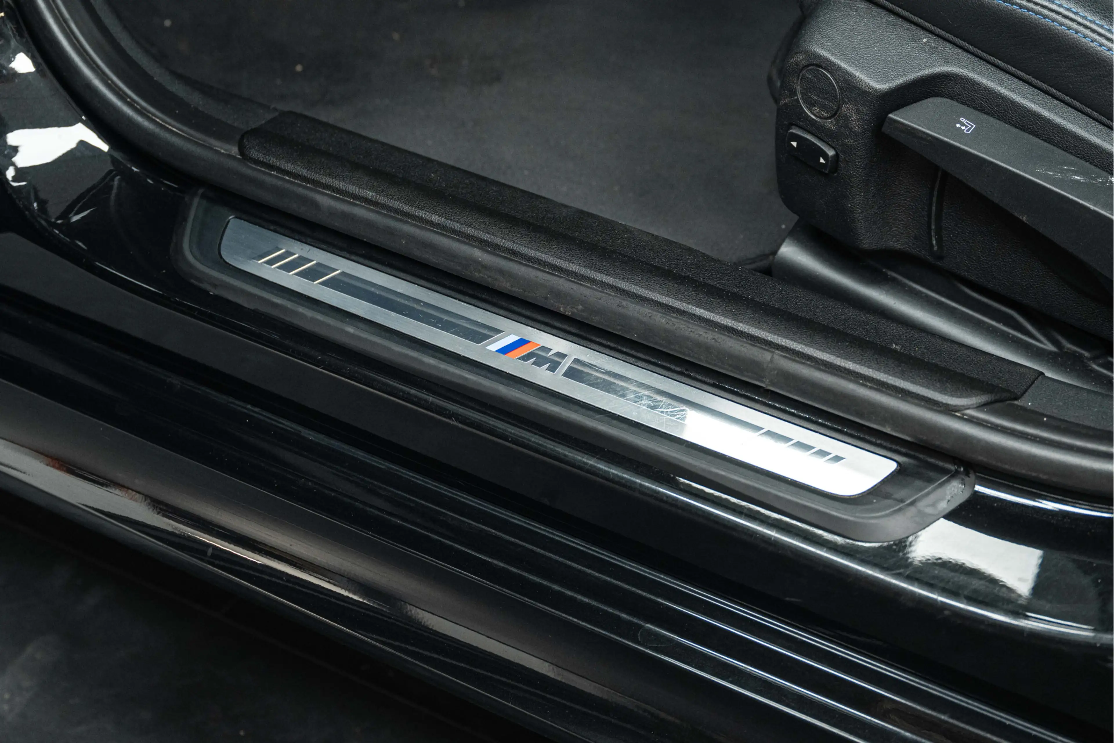 BMW 330 3 Serie Touring 330e High Executive M Sport Automa — photo 10