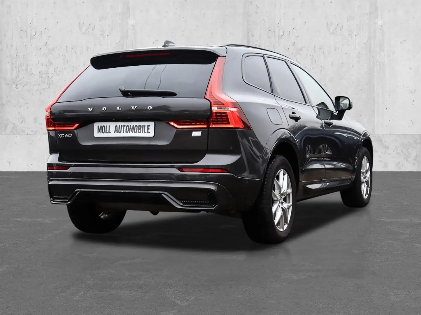 Volvo XC60 Plus Dark Recharge Plug-In Hybrid AWD T8 Twin Engi Grau - 2