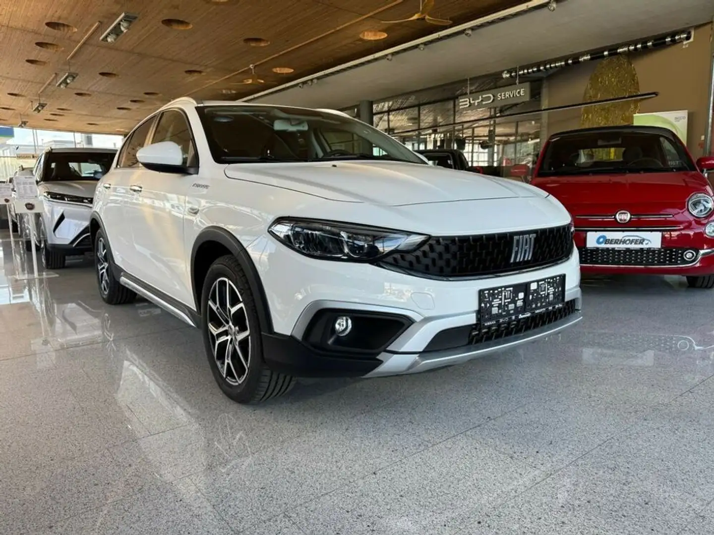 Fiat Tipo 5T 1.6 Multijet 130 Cross Weiß - 2