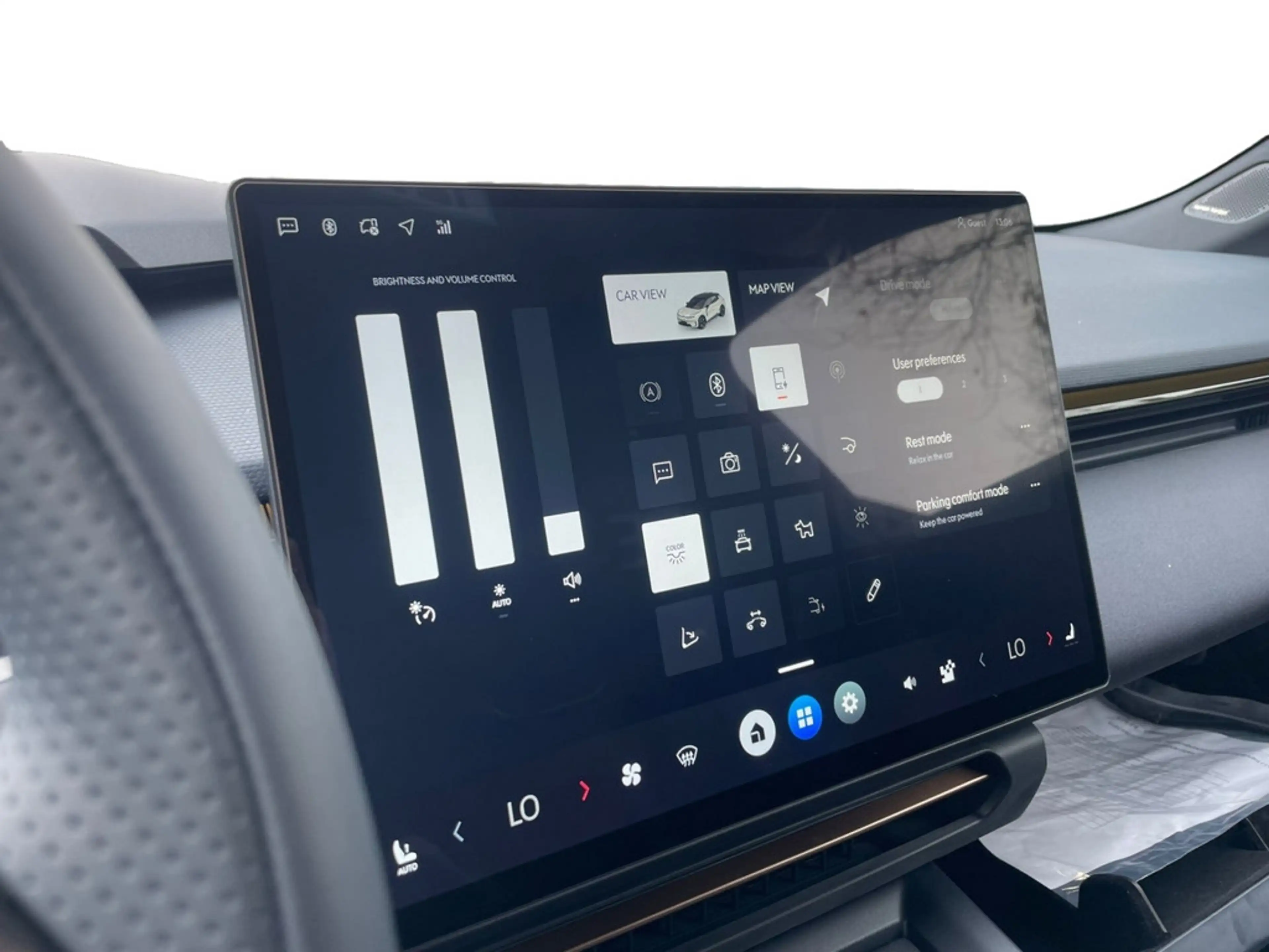 Lynk & Co 08 More Plug-In Hybrid 200km elektr. Reichweite — photo 6