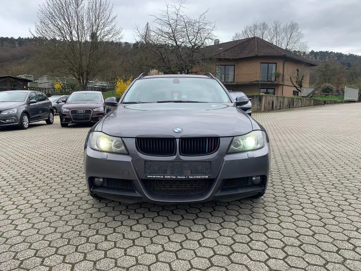 BMW 320 320d Сірий - 1