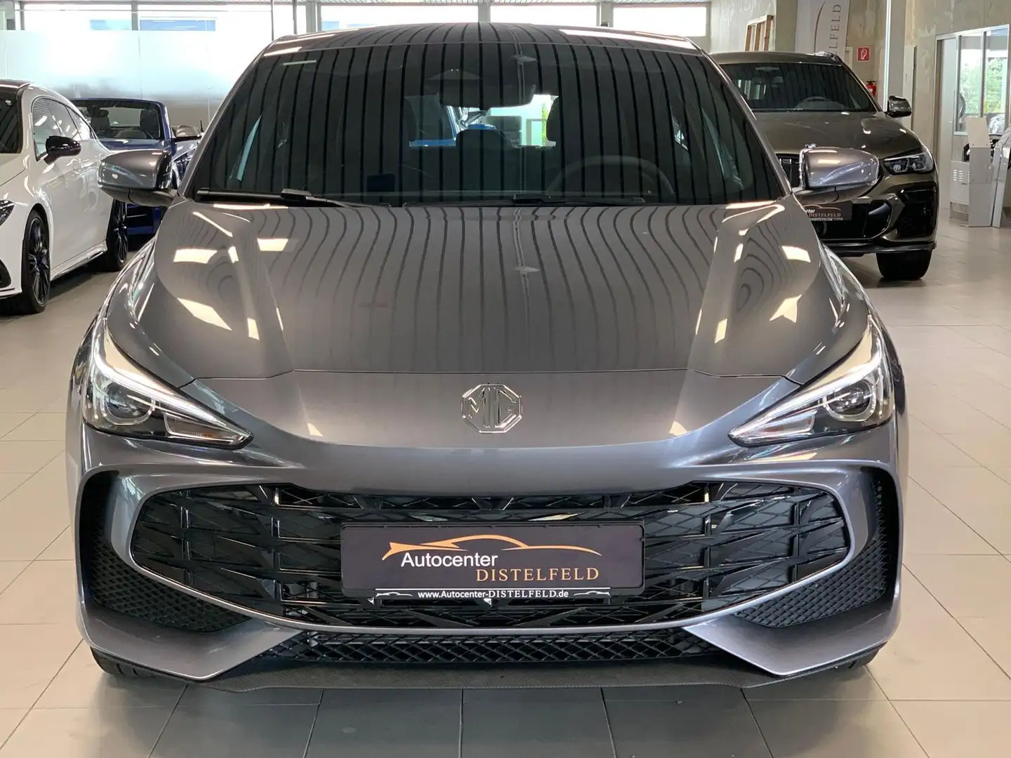 MG MG3 1.5 Hybrid+ 143kW Standard Grau - 2