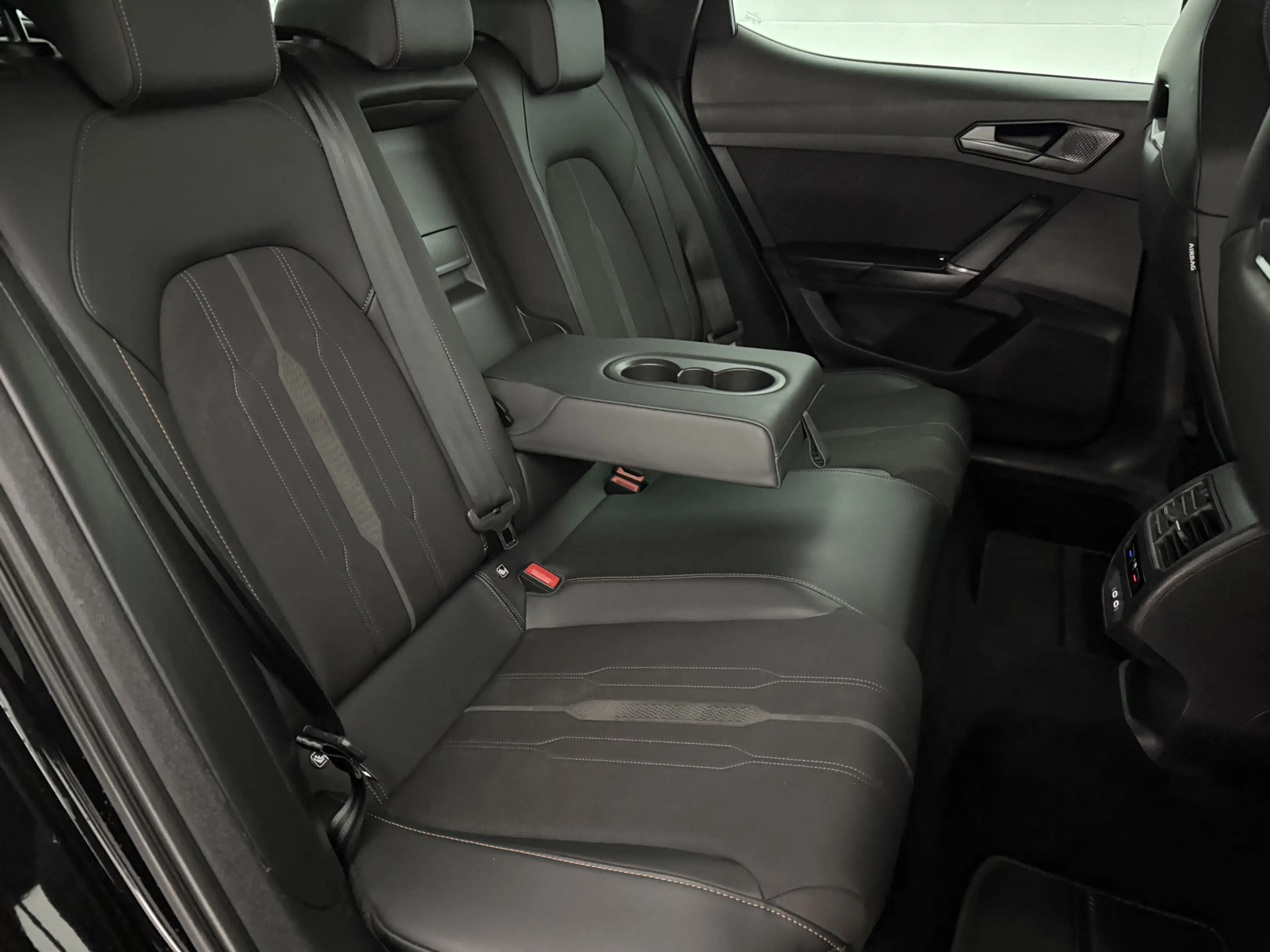 CUPRA Leon 1.4 TSI e-Hybrid VZ Adrenaline | Sfeer | Virtual | — photo 38