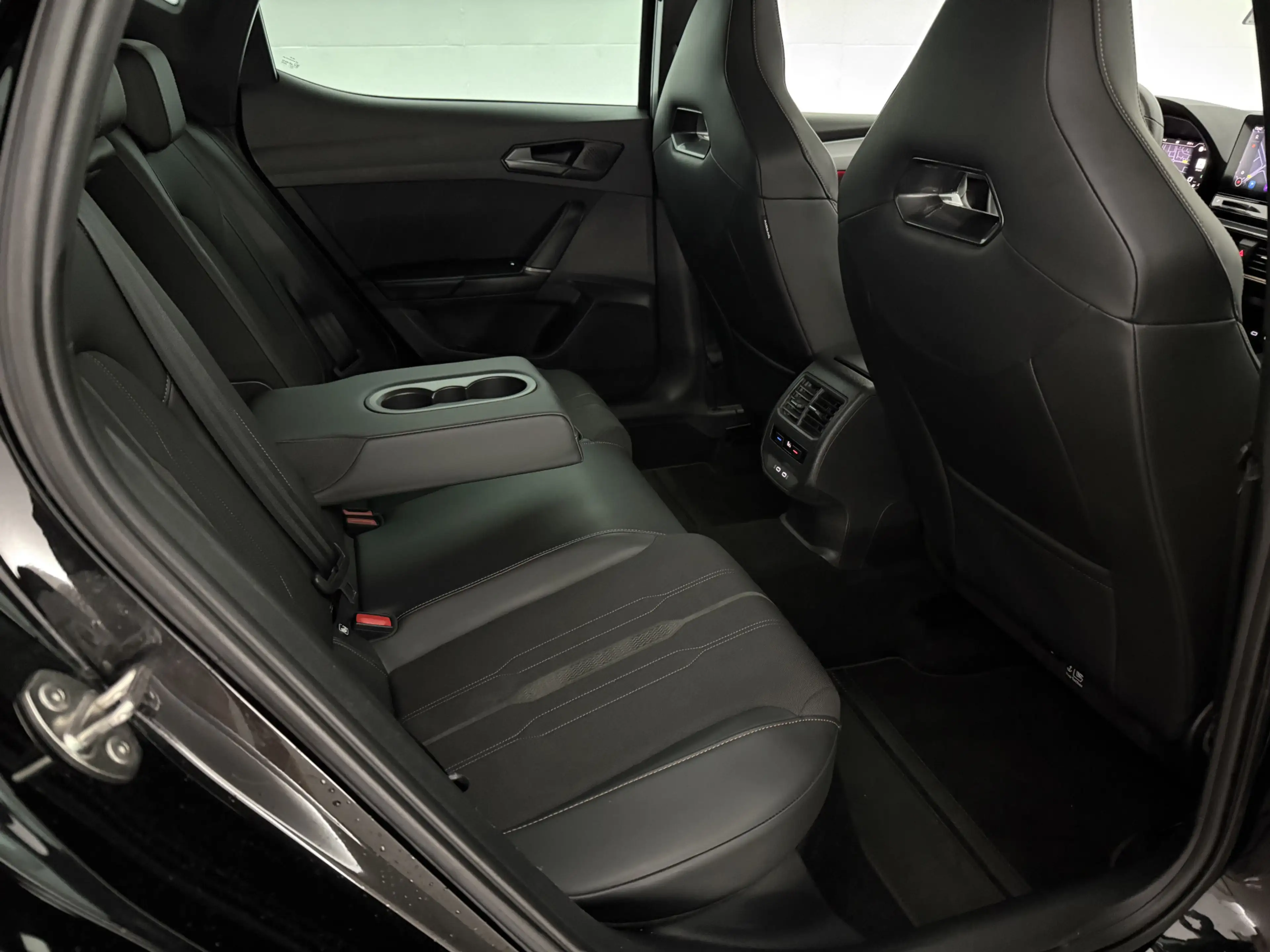 CUPRA Leon 1.4 TSI e-Hybrid VZ Adrenaline | Sfeer | Virtual | — photo 39