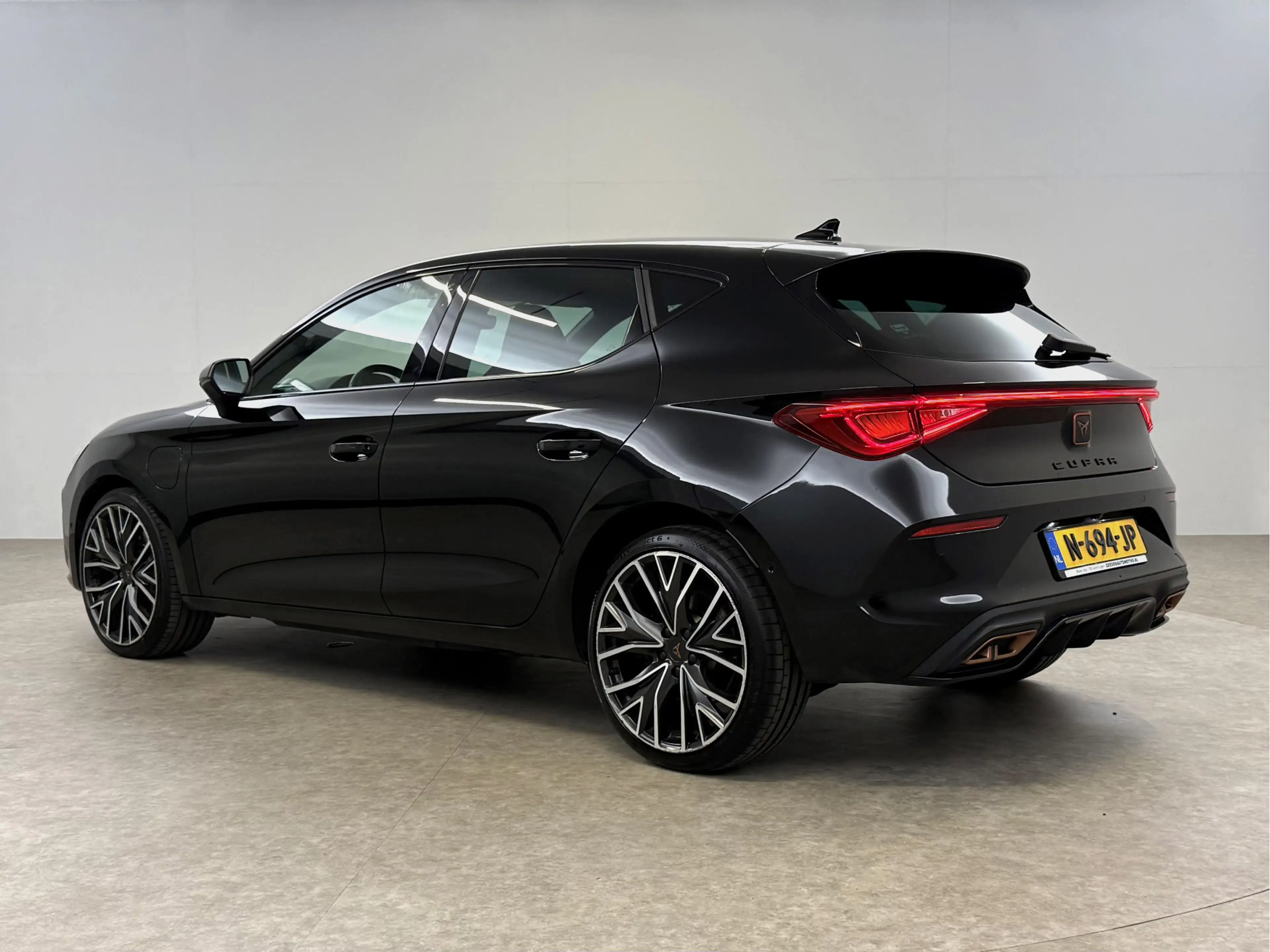 CUPRA Leon 1.4 TSI e-Hybrid VZ Adrenaline | Sfeer | Virtual | — photo 3