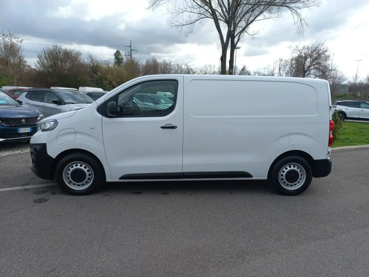 Peugeot Expert 75kwh 136cv Standard Bianco - 2