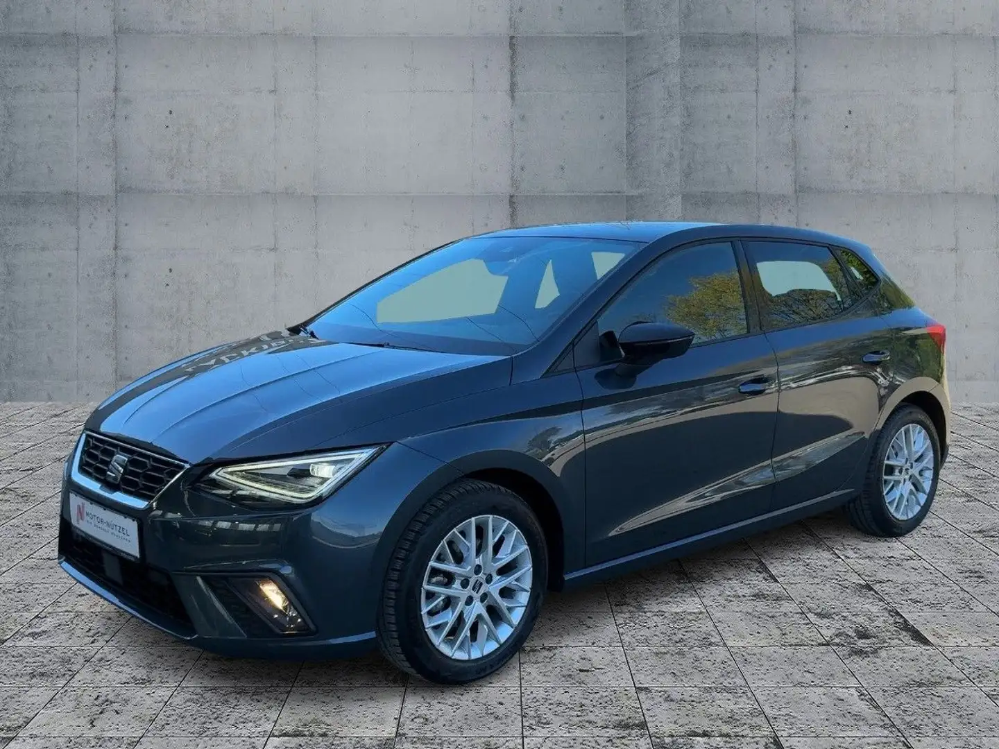 SEAT Ibiza 1.0 TSI FR-LINE FullLED+NAVI+GRA+SHZ+DAB Grau - 2