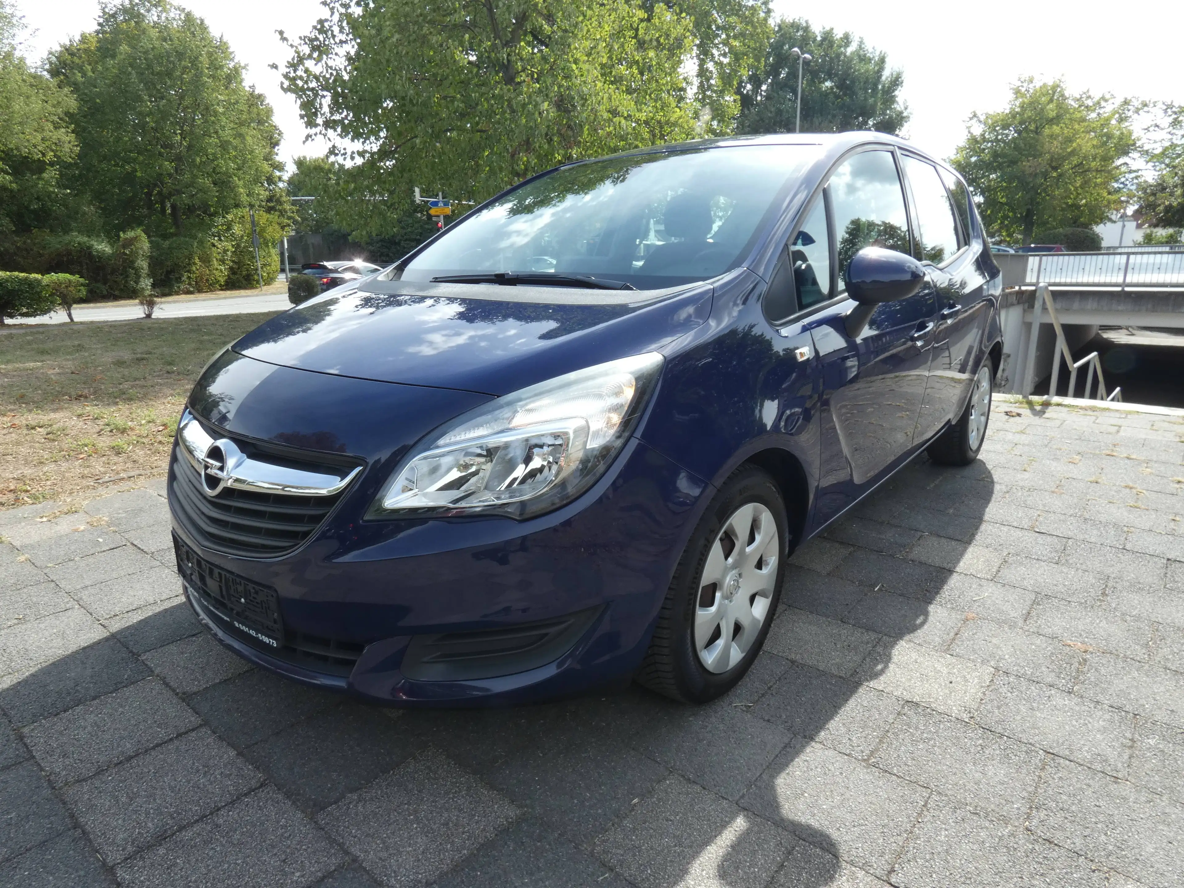 Opel Meriva Edition 1.4 — photo 2