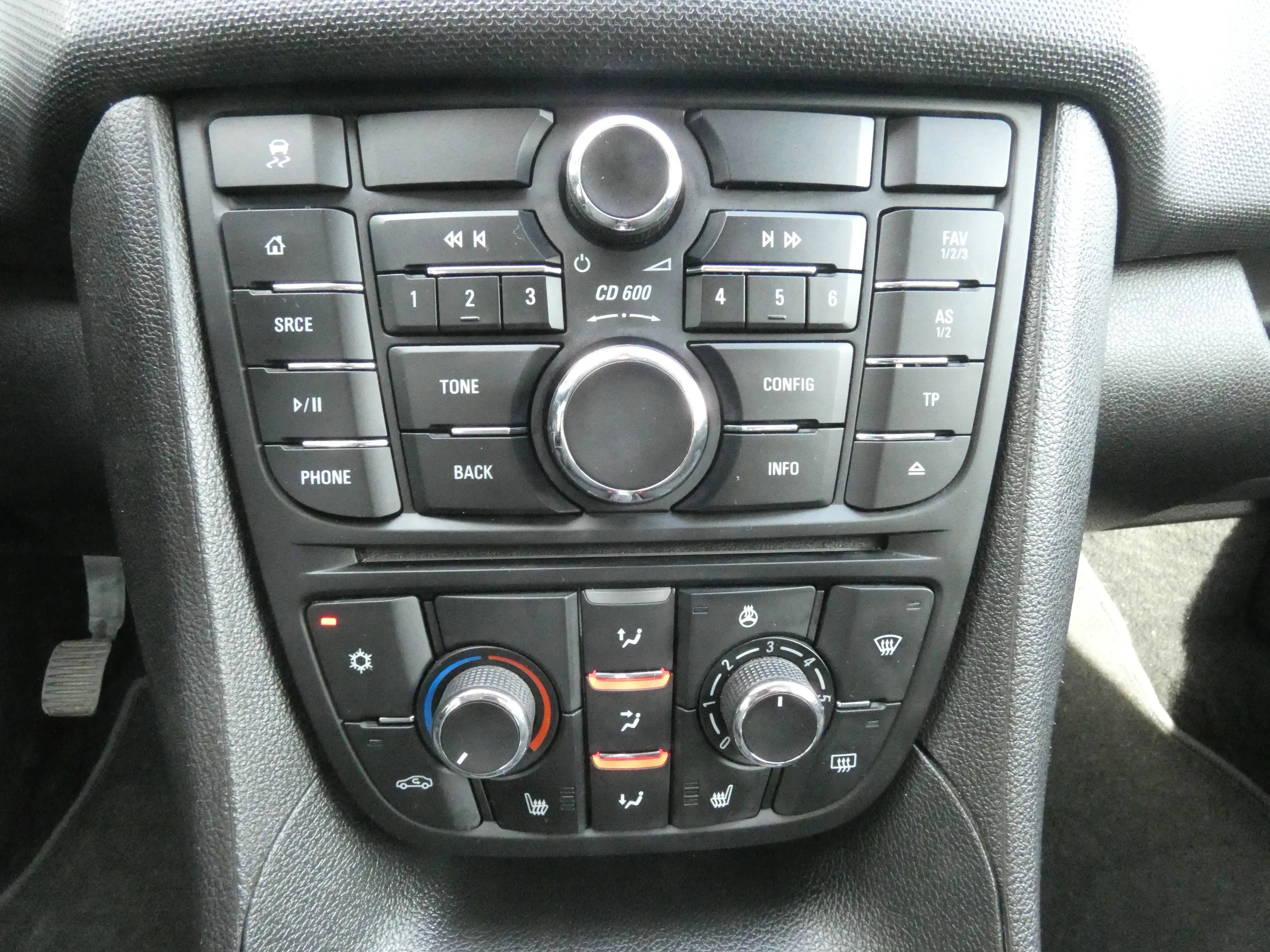 Opel Meriva Edition 1.4 — photo 12