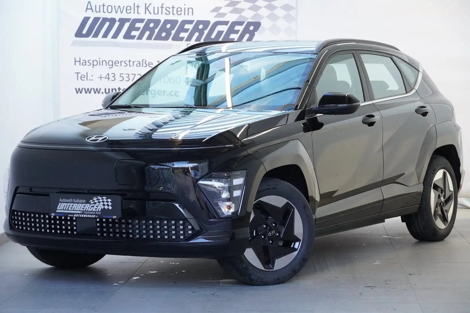 Hyundai KONA EV (SX2) Smart Line 48,6 kWh Schwarz - 2