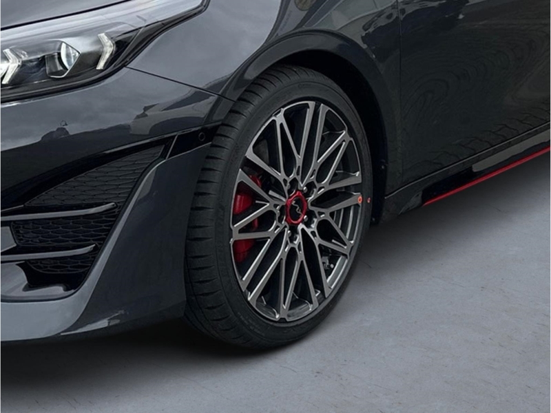 Kia ProCeed / pro_cee'd GT 1.6T DCT7 Glasdach Komfort Kamera ACC JBL-Sound — photo 6
