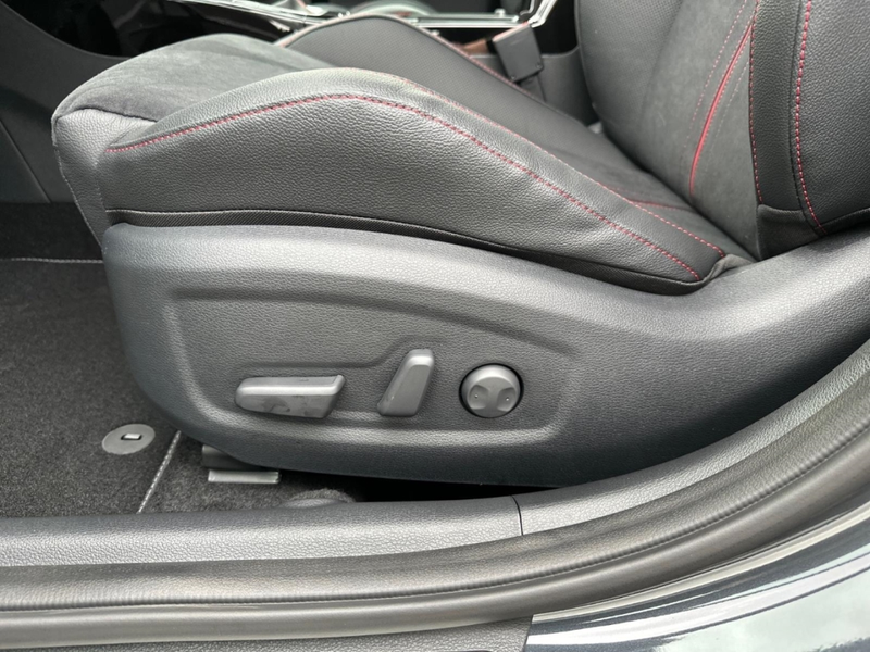 Kia ProCeed / pro_cee'd GT 1.6T DCT7 Glasdach Komfort Kamera ACC JBL-Sound — photo 14